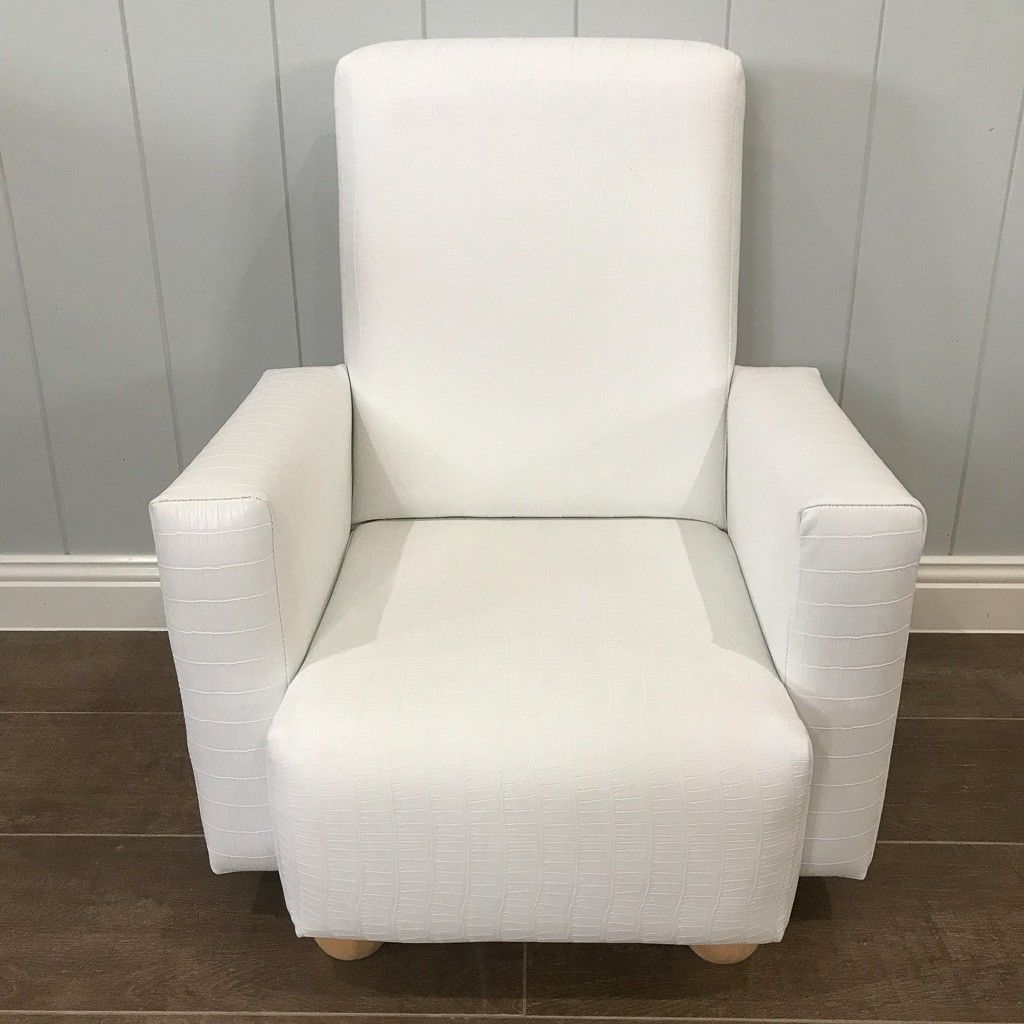 Vinyl White Crocodile Chair — image 1